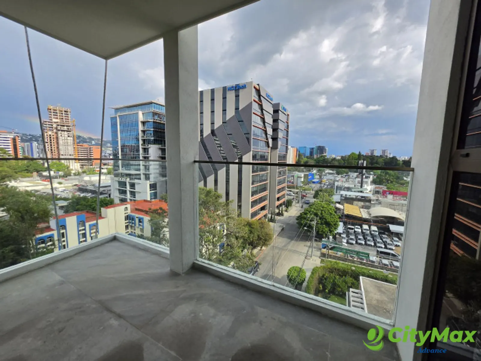 APARTAMENTO EN VENTA O RENTA EN ZONA 10 EDIFICIO ATARAH - foto 5