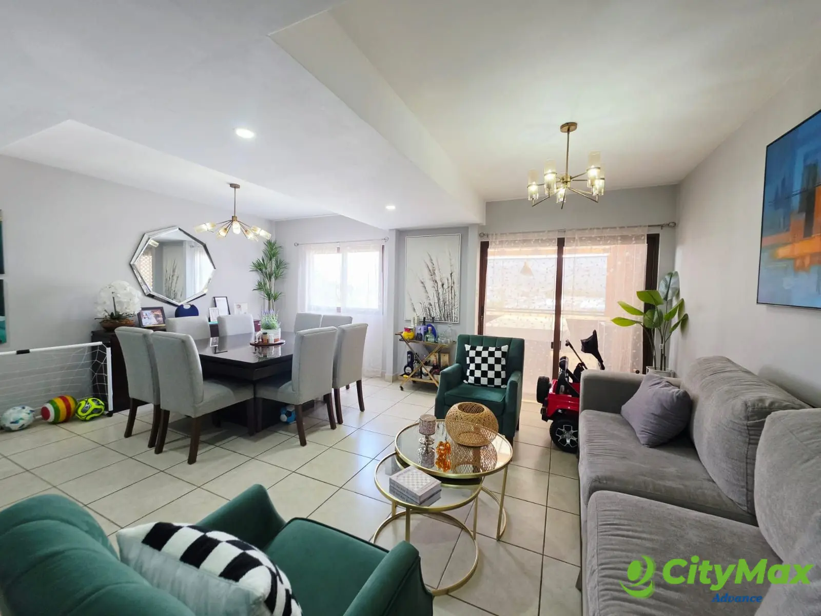 CASA DE 3 NIVELES EN VENTA EN VISTAS DEL NARANJO MIXCO - foto 2