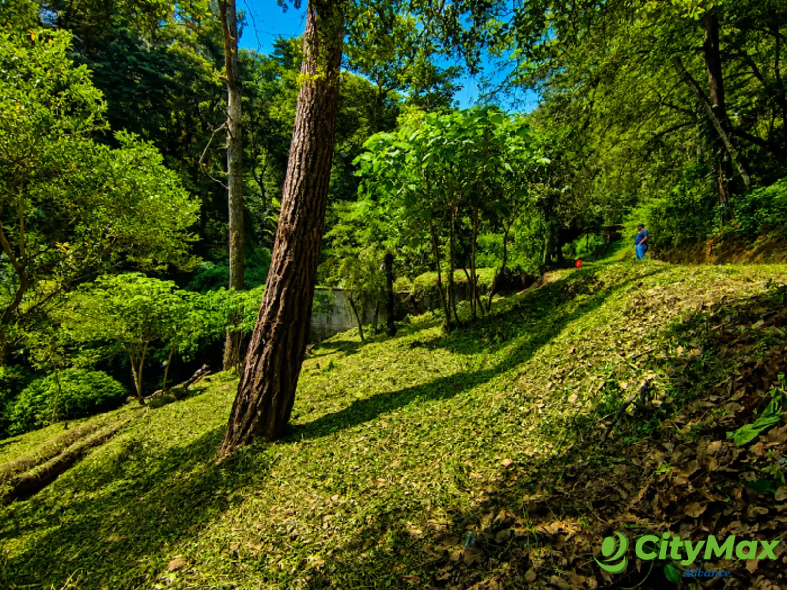Terreno en venta en Santiago Sacatepequez - foto 3