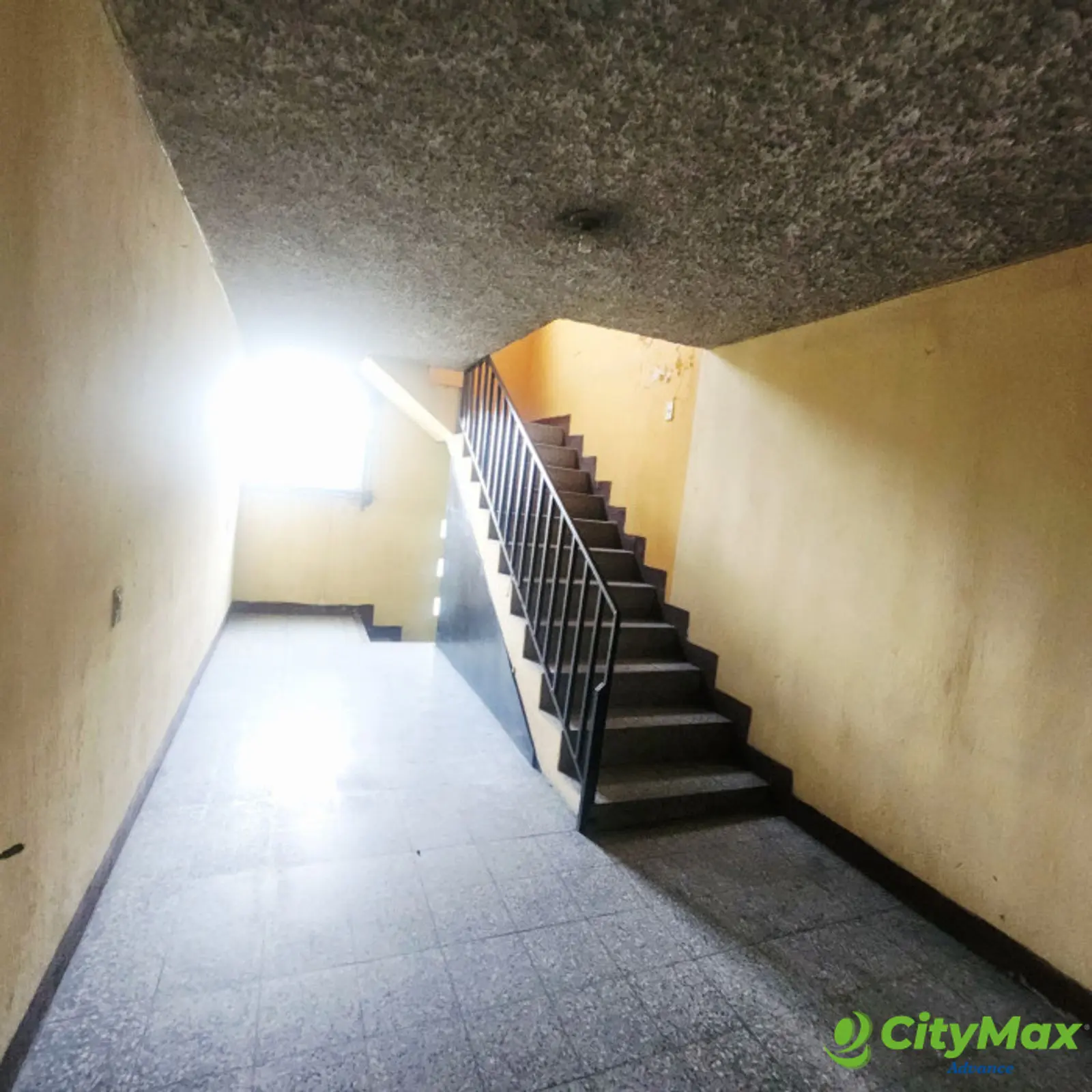 Vendo/Renta Casa con Local Comercial en Calz San Juan  - foto 6
