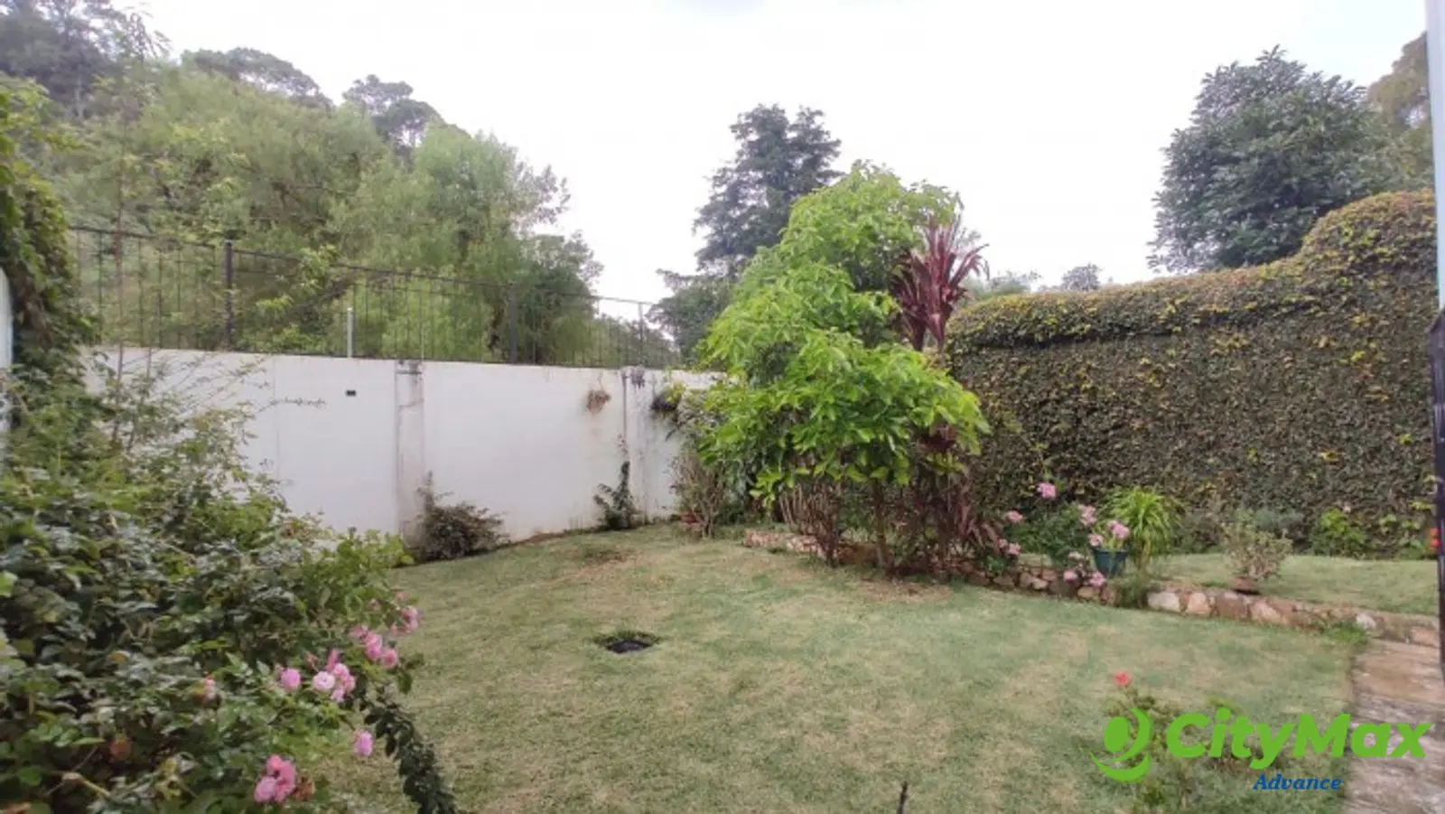CASA 3 NIVELES EN VENTA VISTAS DE SAN JOSE CAES - foto 4