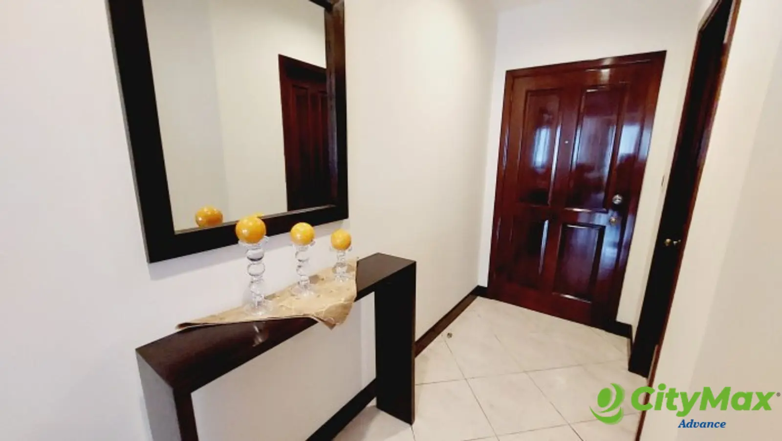 Apartamento en Venta/Renta Amueblado Milenia zona 10 - foto 2
