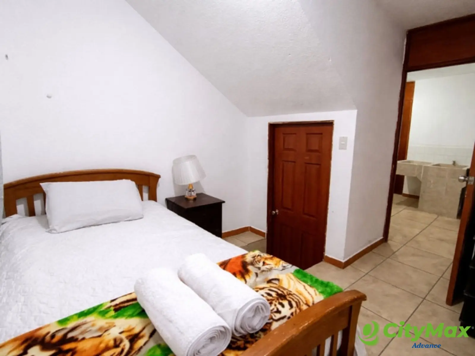 Apartamento amueblado en Renta zona 15 - foto 8
