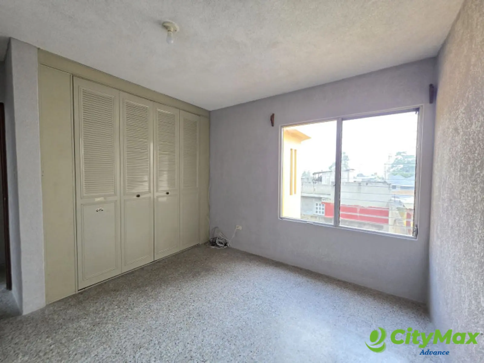 CASA EN VENTA EN PINARES DE SAN CRISTOBAL ZONA 8 MIXCO - foto 7