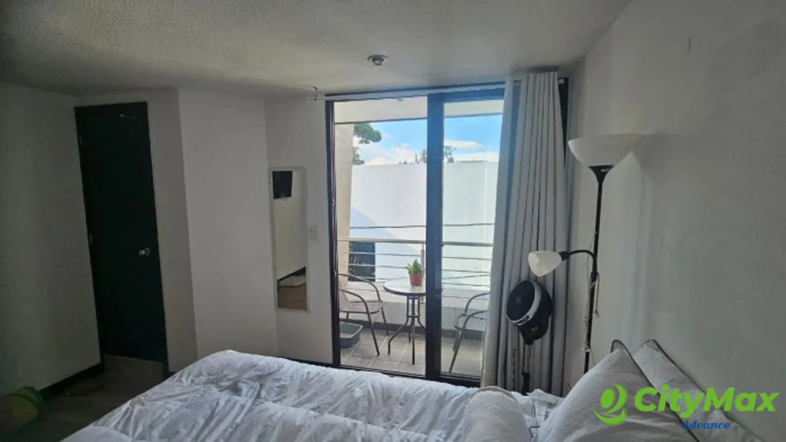 RENTA CASA RESIDENCIAL CANTORIA, ZONA 7 MIXCO - DORMITORIO PRINCIPAL
