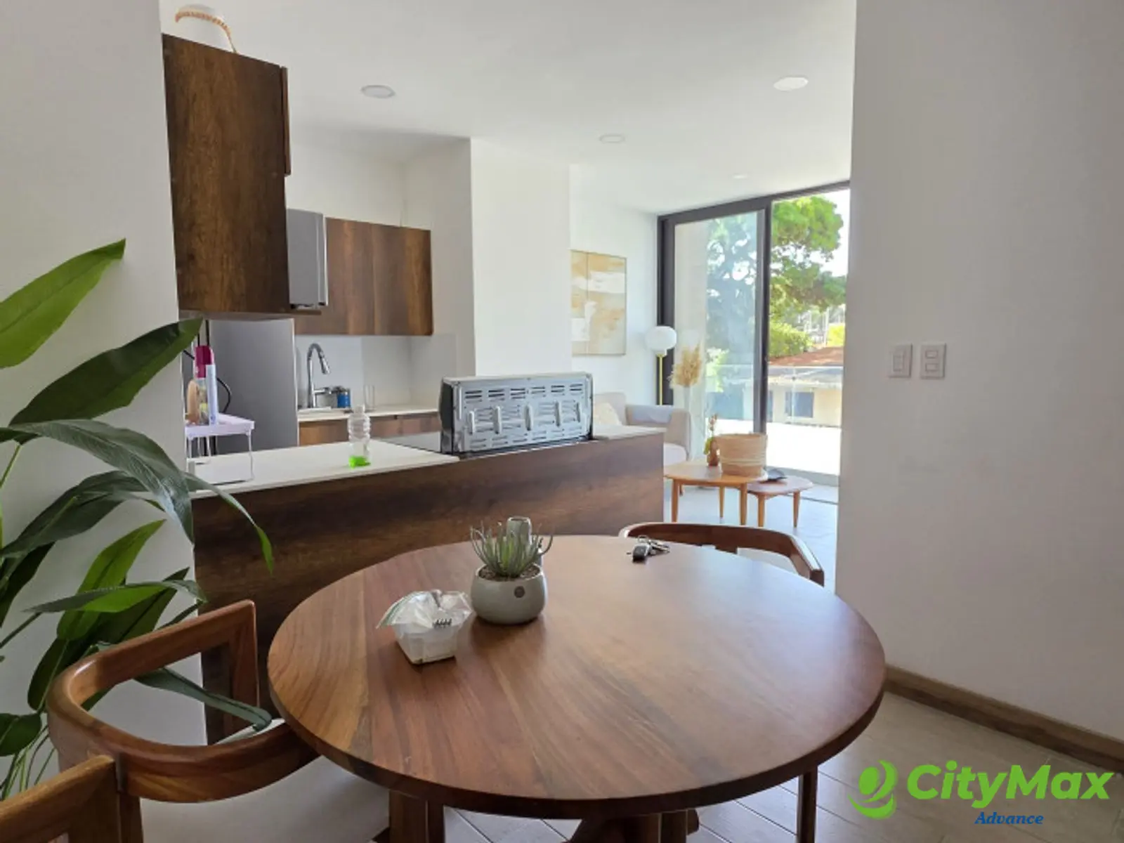 APARTAMENTO EN RENTA EN ZONA 13 DE 3 HABITACIONES - foto 2