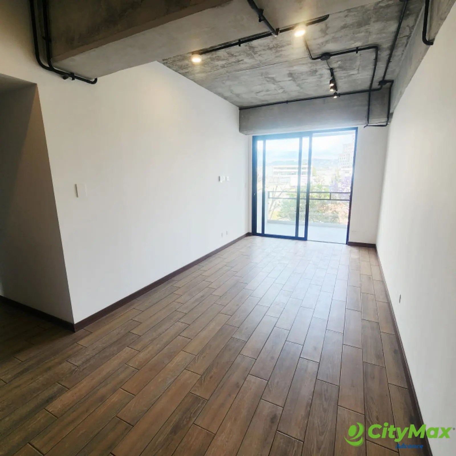 Apartamento En Venta/Renta zona 4 Edif. Inara - foto 8