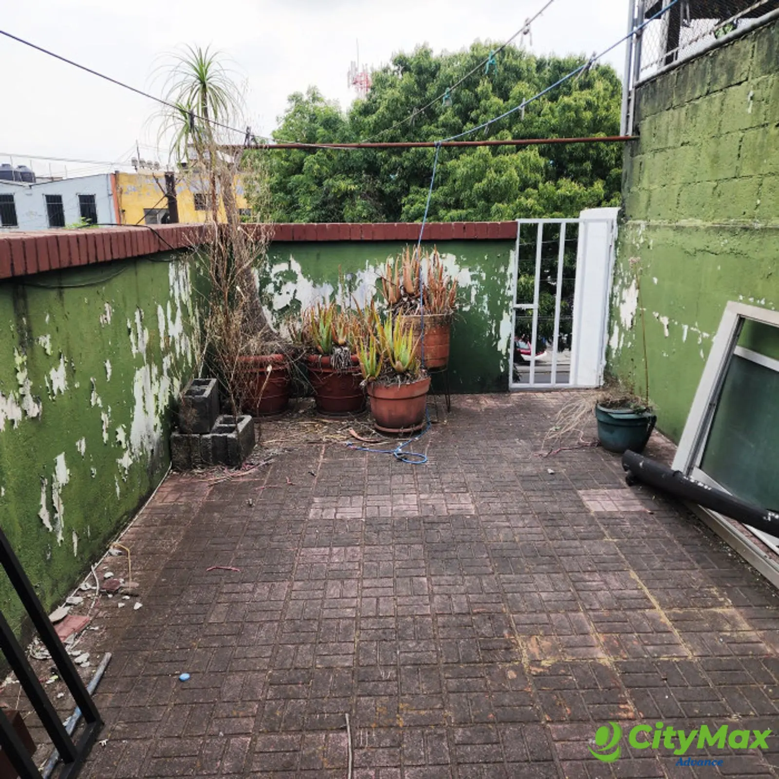 Vendo/Renta Casa con Local Comercial en Calz San Juan  - foto 8