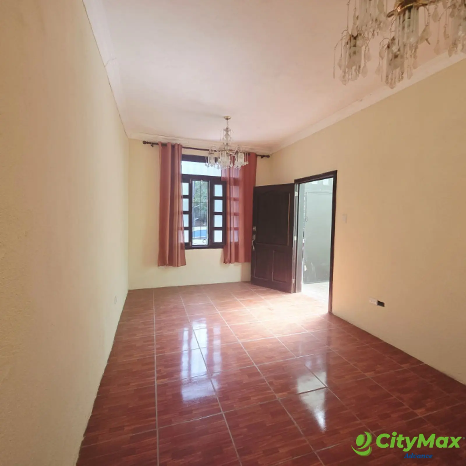 En Venta Casa en Planes de Bárcenas Villa Nueva - foto 3