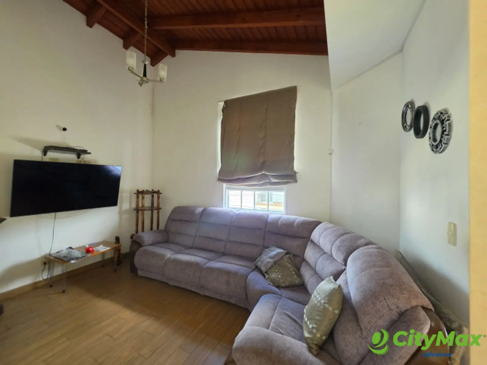 VENDO CASA DE 4 HAB EN HACIENDA REAL ZONA 16  - foto 5