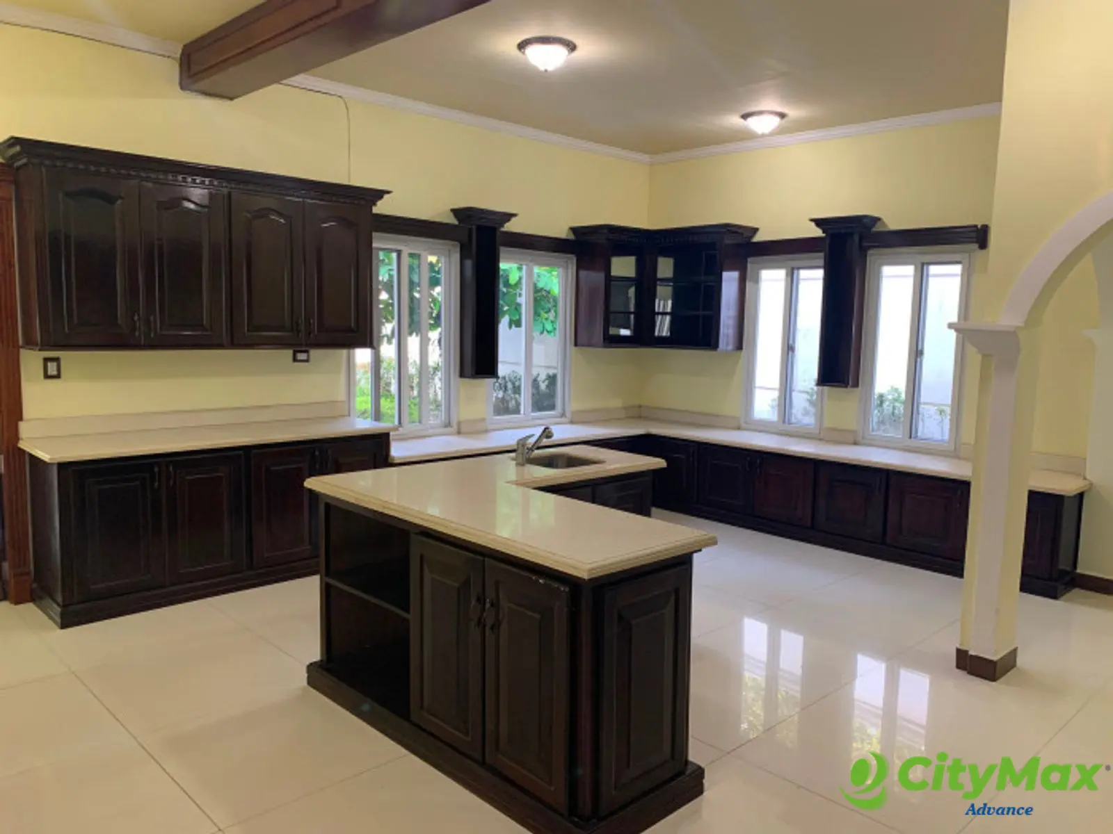 VENTA DE CASA TIPO MANSIÓN EN MAZATENANGO - foto 4