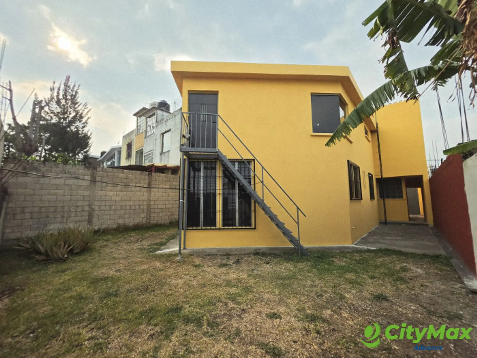 CASA EN VENTA EN PINARES DE SAN CRISTOBAL ZONA 8 MIXCO - foto 2
