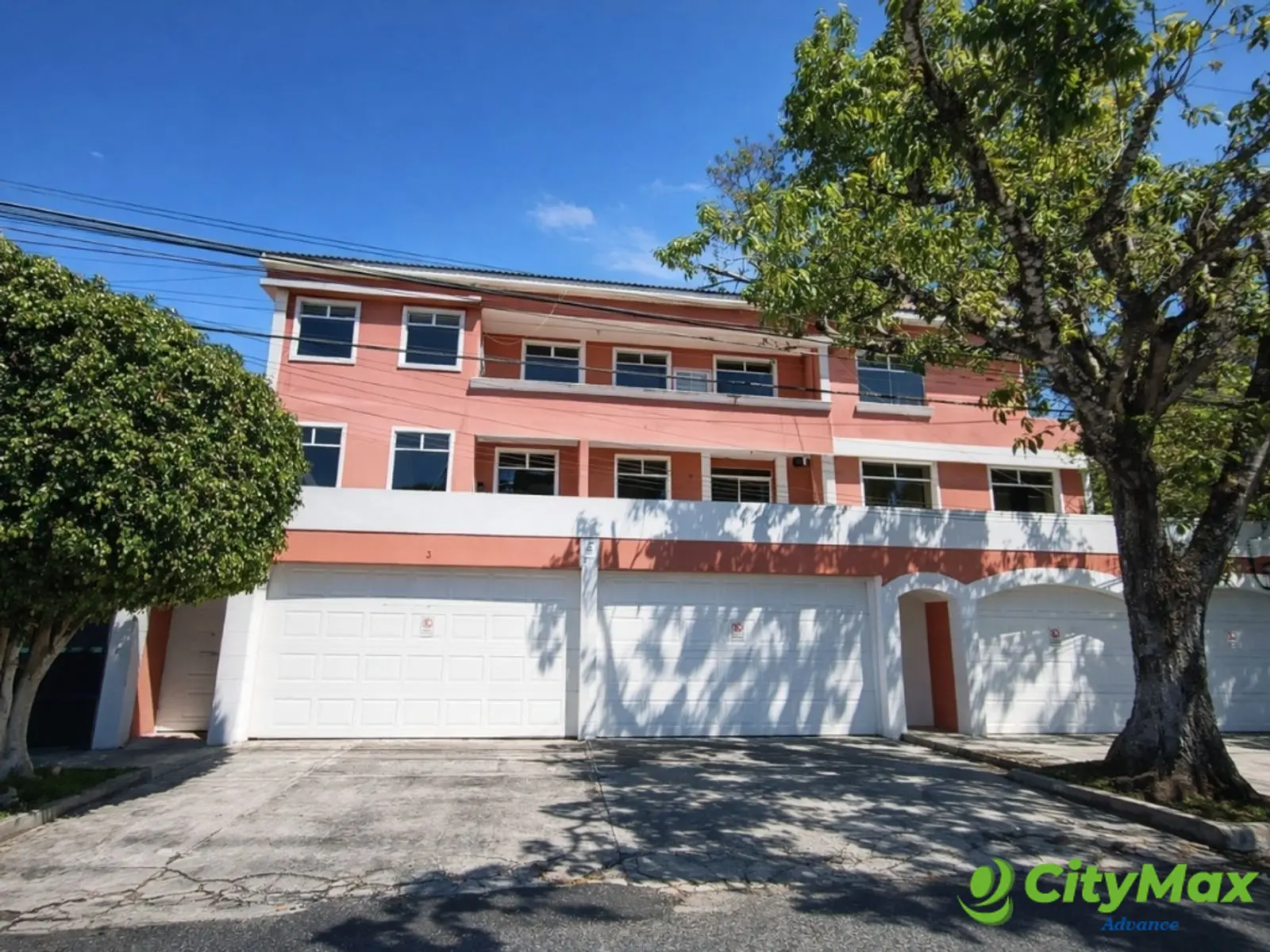 Apartamento amueblado en Renta zona 15 - foto 2