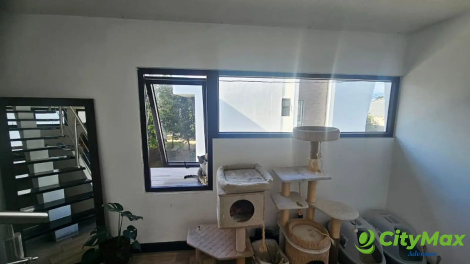 RENTA CASA RESIDENCIAL CANTORIA, ZONA 7 MIXCO - ESTUDIO