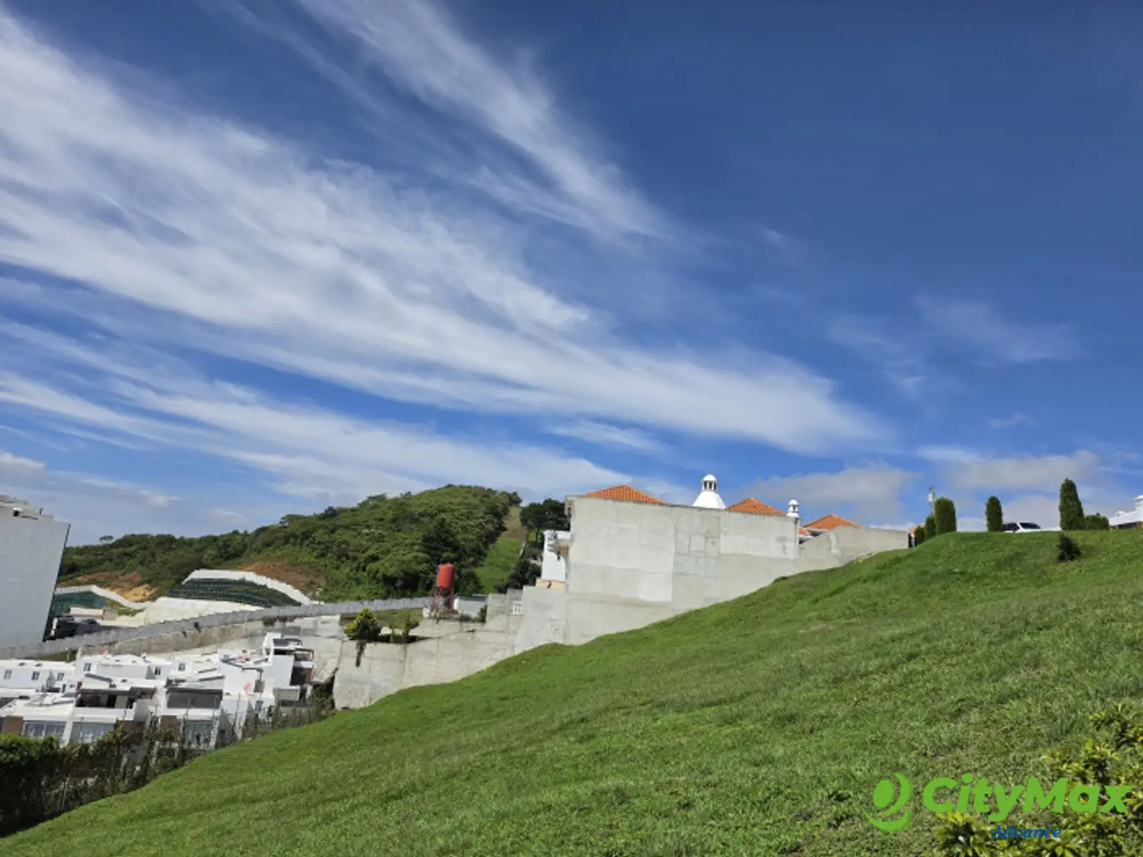 EN VENTA TERRENO RESIDENCIAL EN COLINAS DE ANDALUCIA  - foto 4
