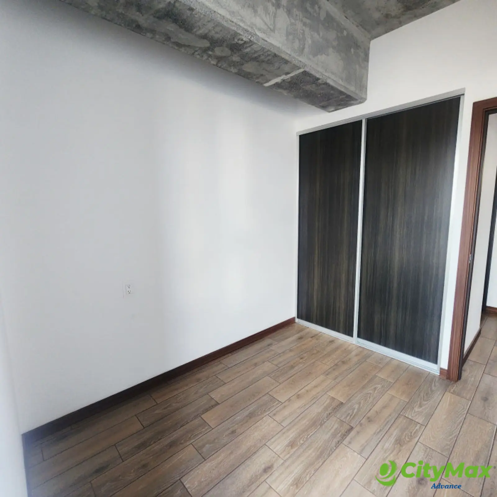 Apartamento En Venta/Renta zona 4 Edif. Inara - foto 11