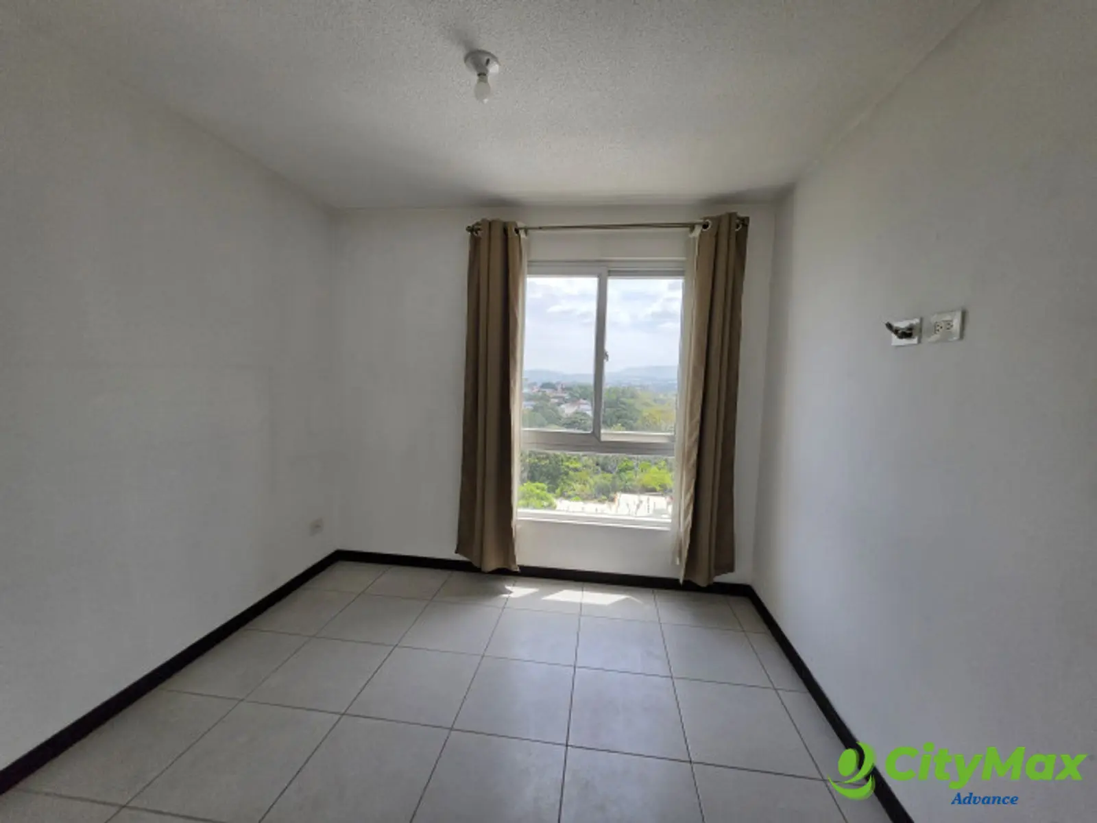APARTAMENTO EN RENTA EN VISTAS DE LAS CHARCAS ZONA 11 - foto 10