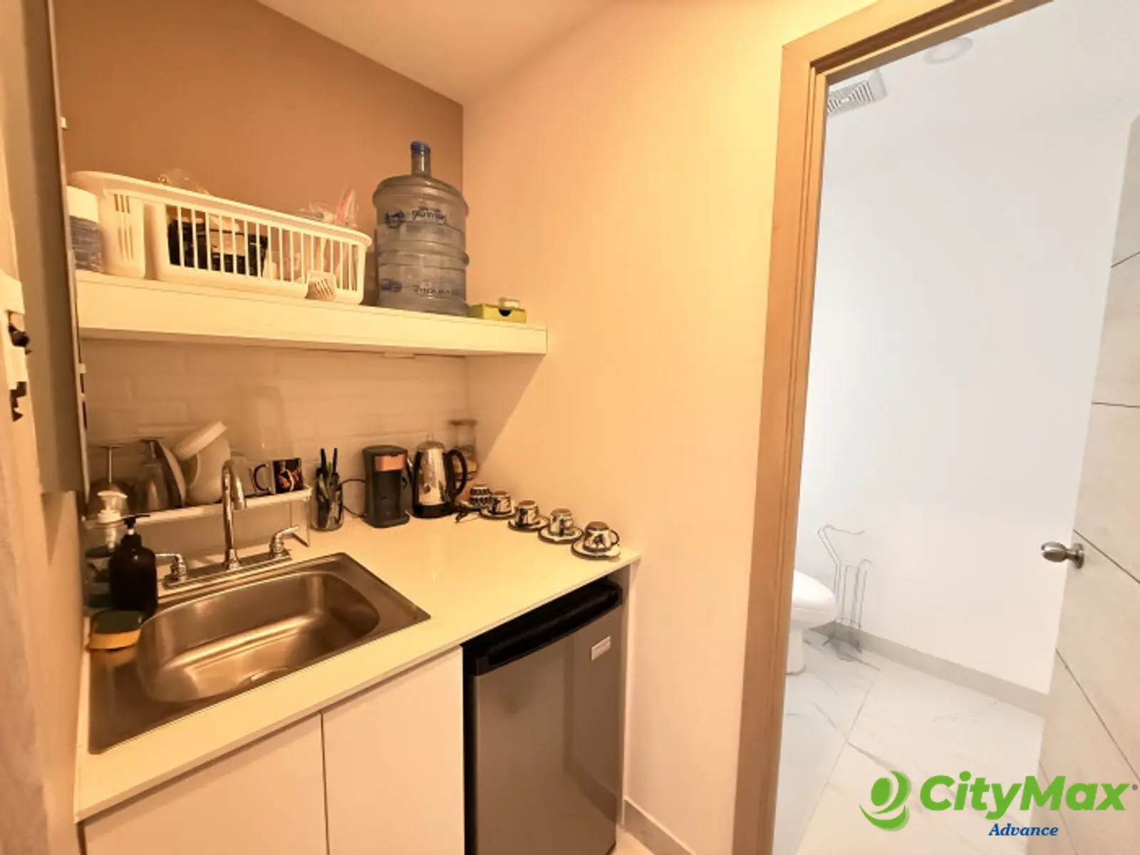 Clínicas médicas en Venta y Renta en Prospere zona 14 - foto 6