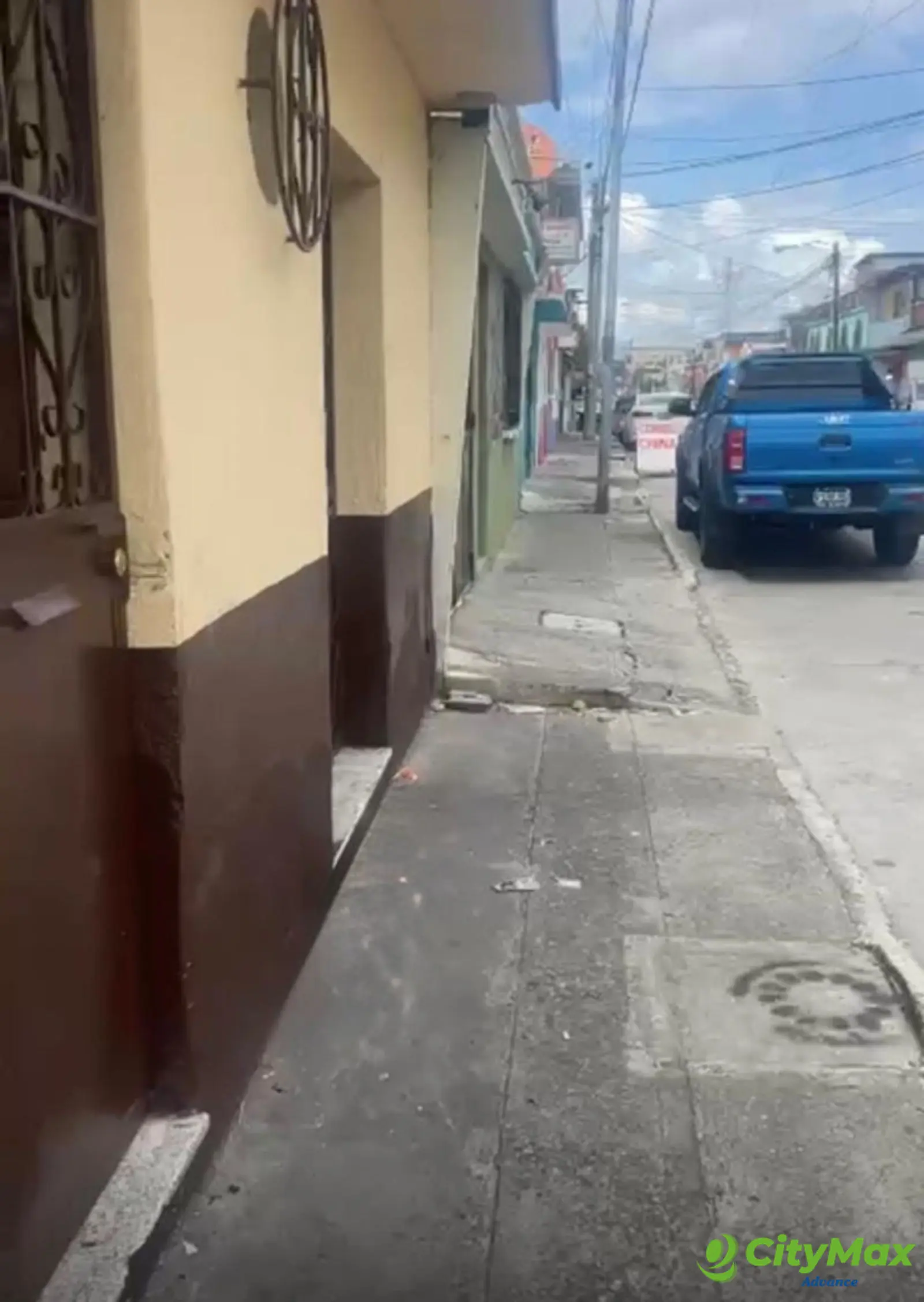 CASA COMERCIAL EN VENTA EN QUINTA SAMAYOA ZONA 7 GT - foto 3