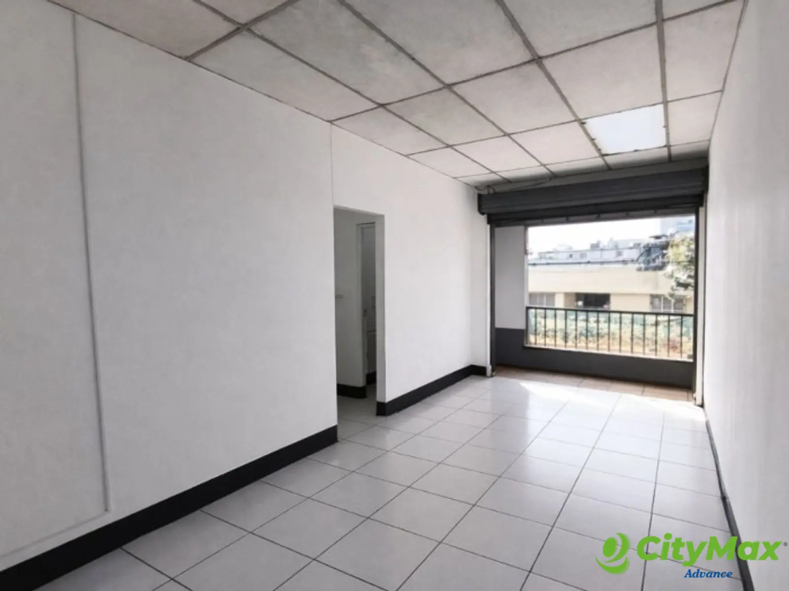 Local comercial en Renta Zona 7 Calz Roosevelt. Pequeño - foto 3