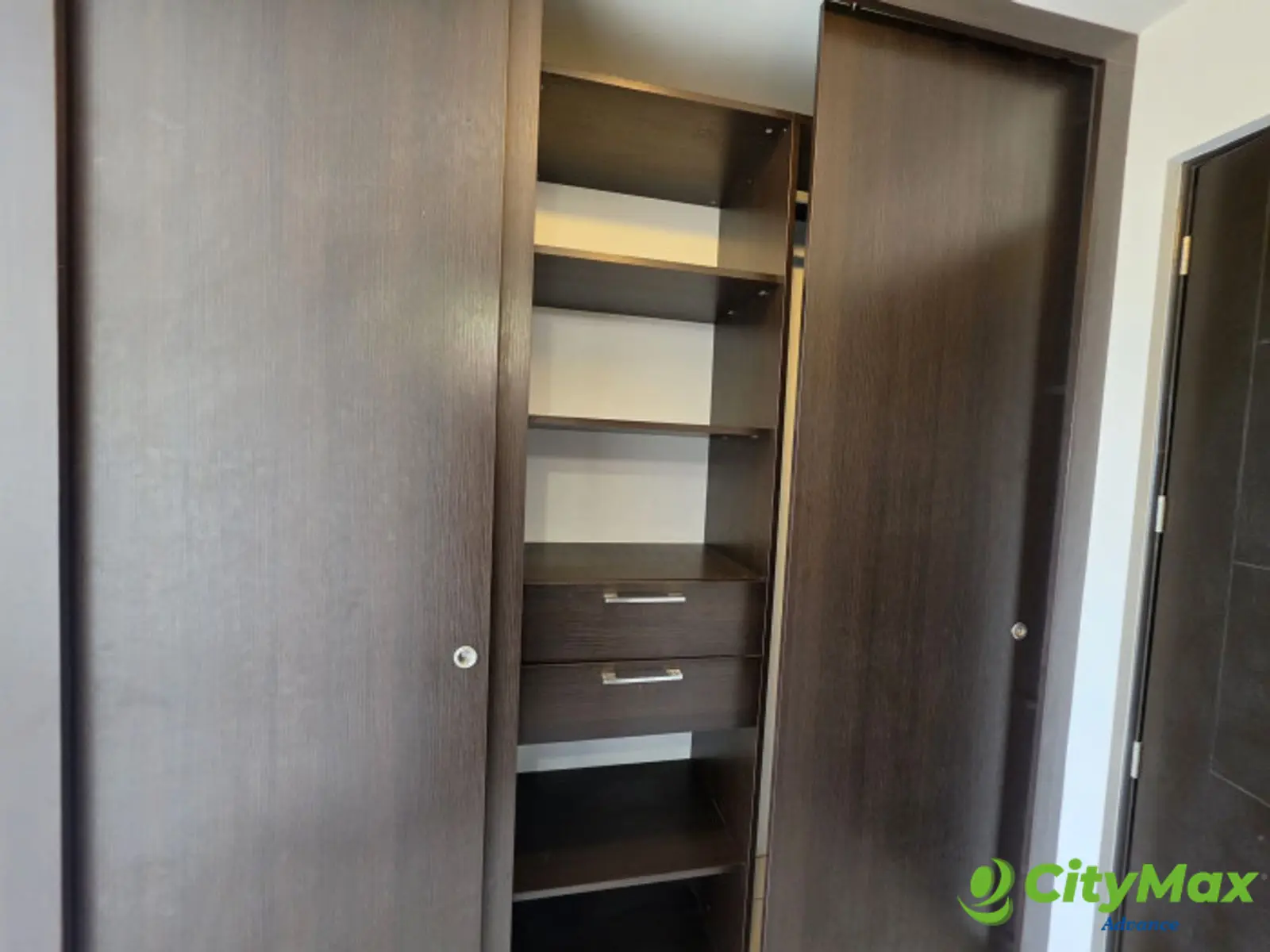 APARTAMENTO EN RENTA EN VISTAS DE LAS CHARCAS ZONA 11 - foto 9