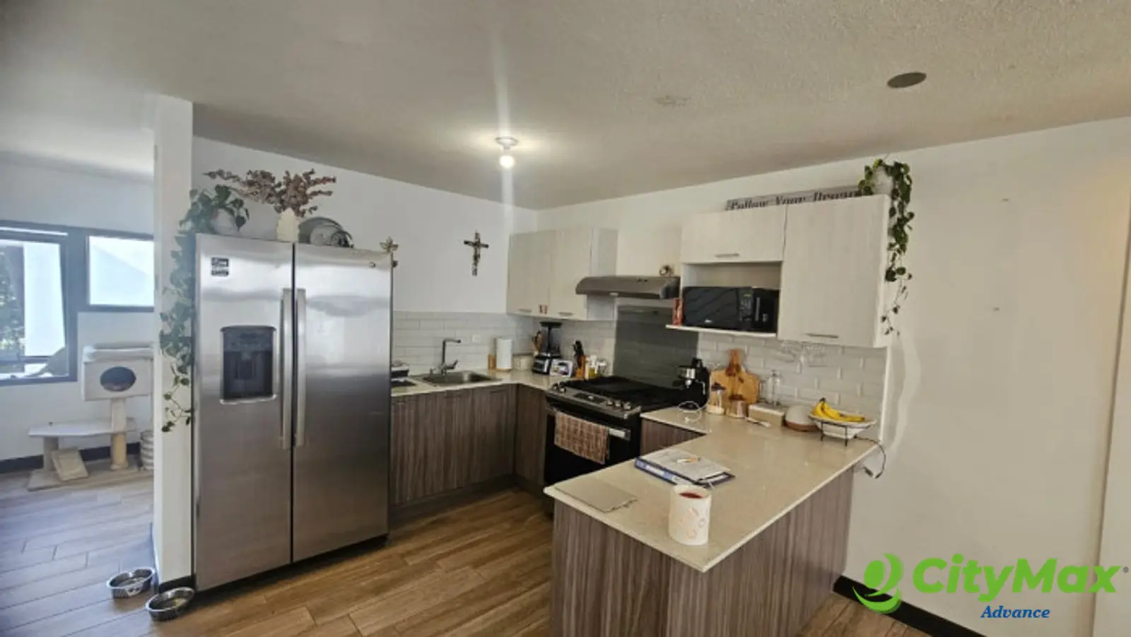 RENTA CASA RESIDENCIAL CANTORIA, ZONA 7 MIXCO - COCINA