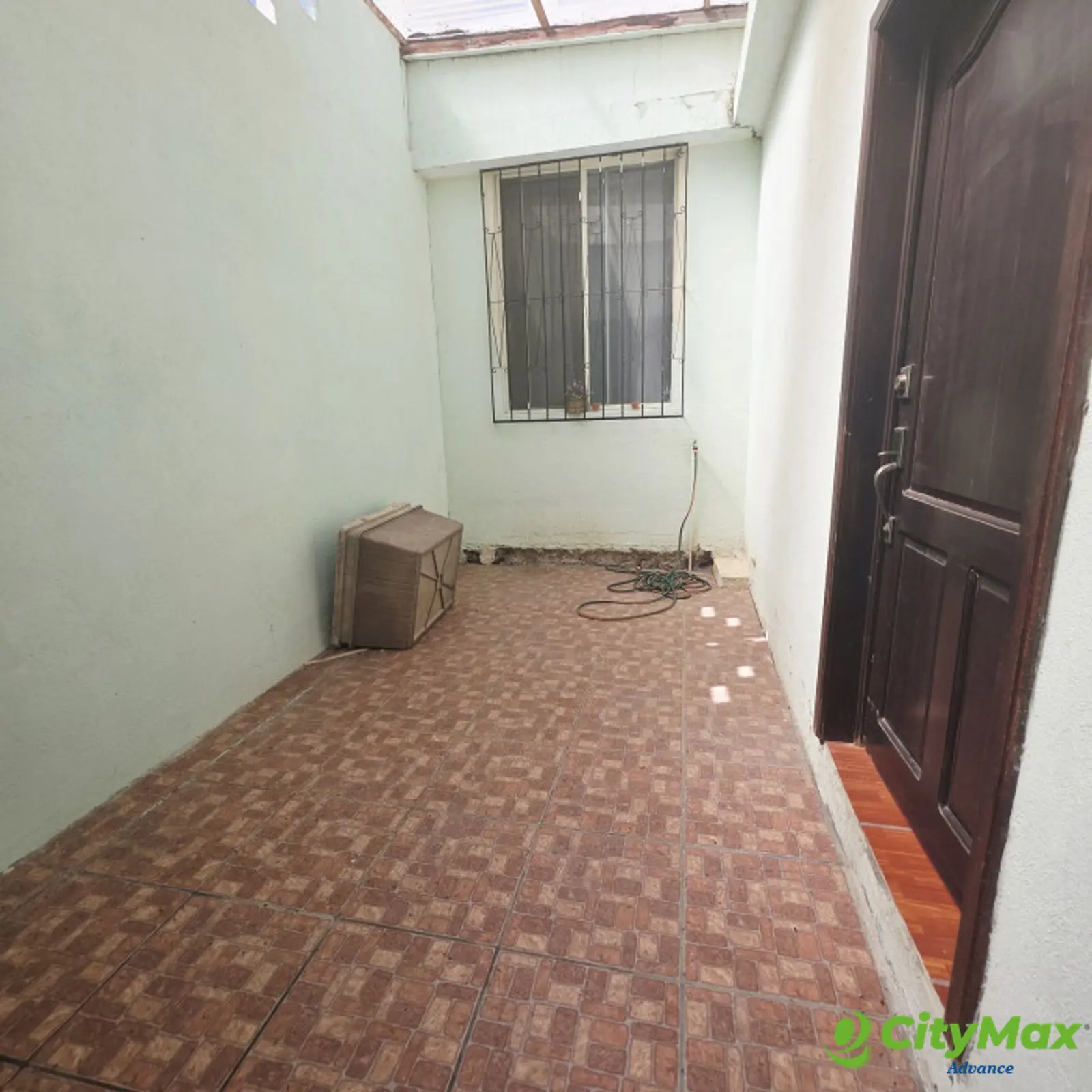En Venta Casa en Planes de Bárcenas Villa Nueva - foto 2