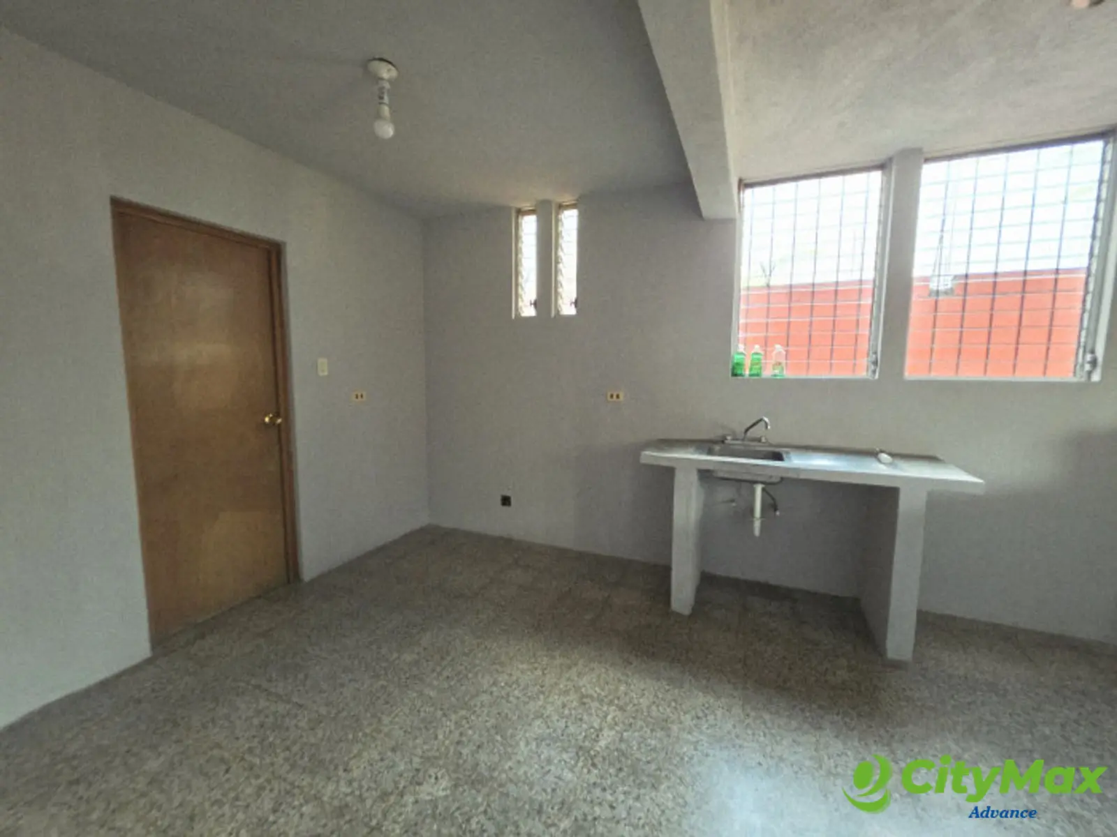 CASA EN VENTA EN PINARES DE SAN CRISTOBAL ZONA 8 MIXCO - foto 6