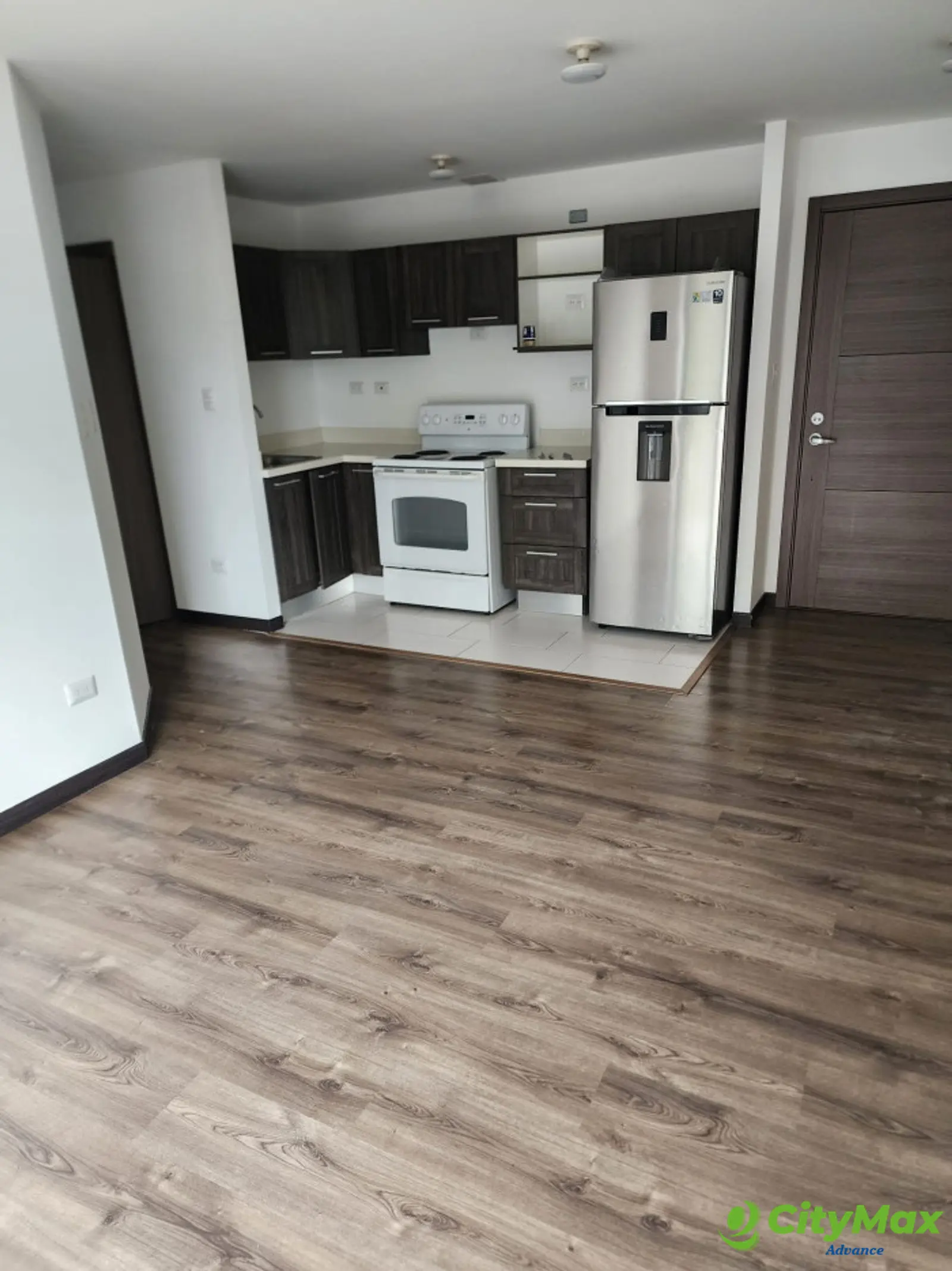 APARTAMENTO EN VENTA EN DI FIORI ZONA 7 - COMEDOR COCINA